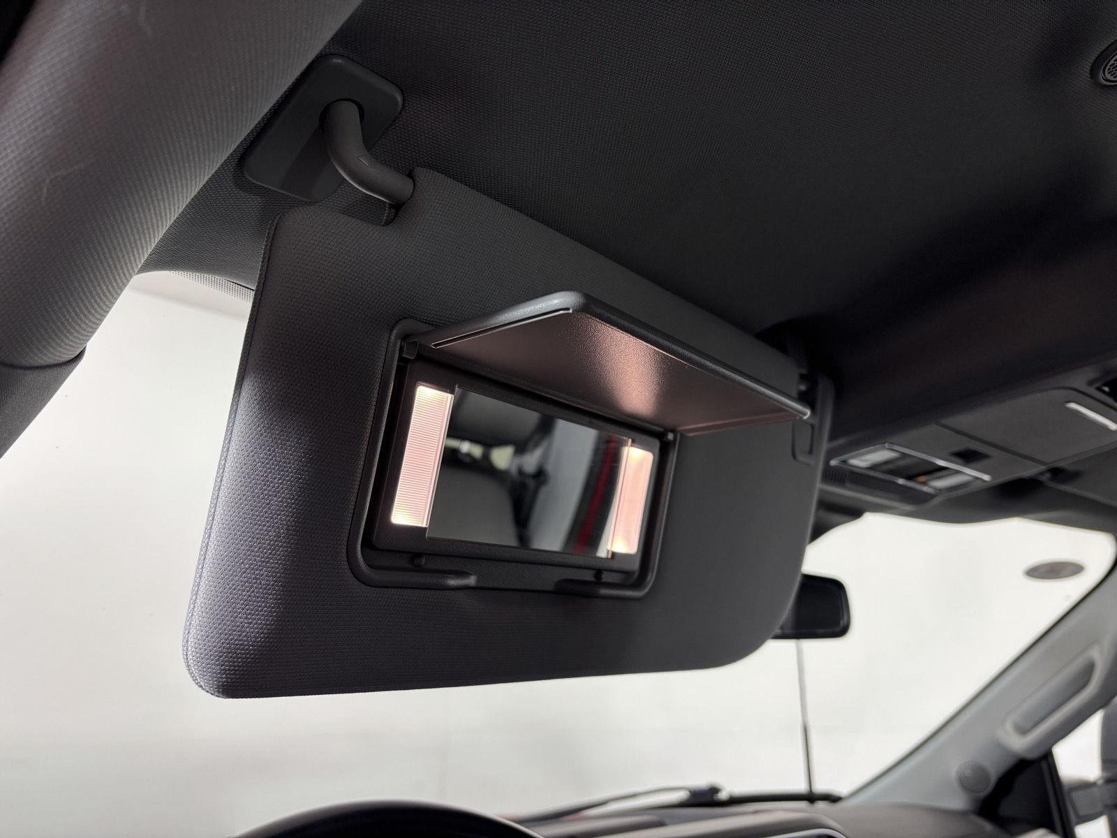 Car Image 48