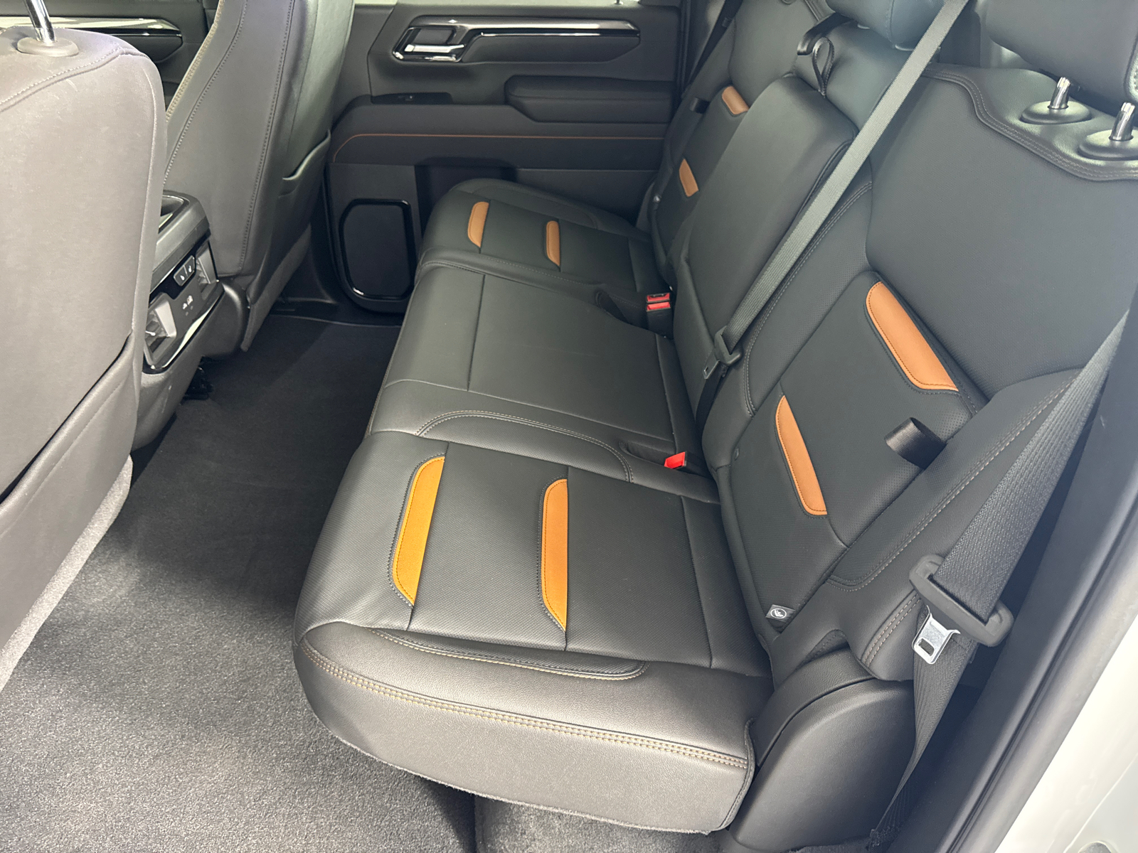 Car Image 19